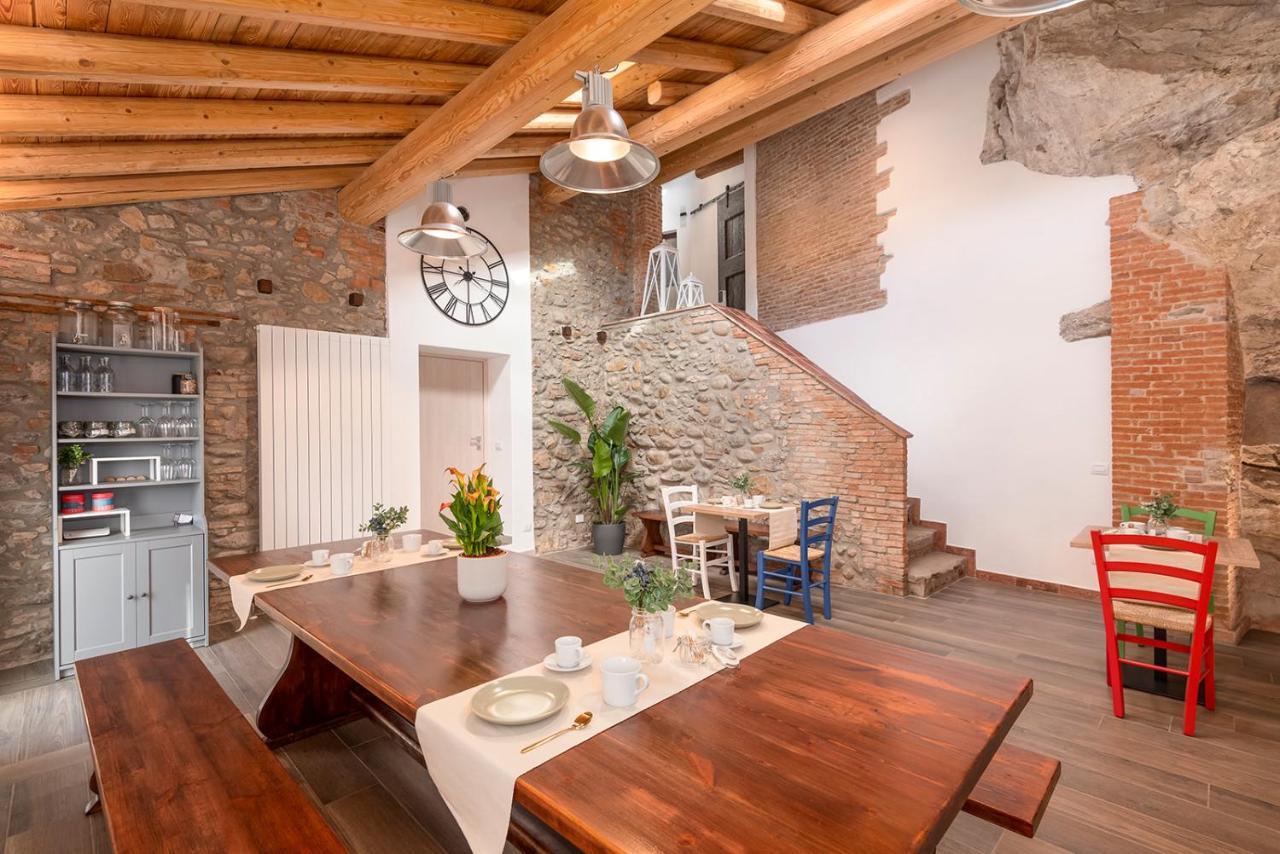 Porto Di Clanezzo Bed & Breakfast Eksteriør bilde